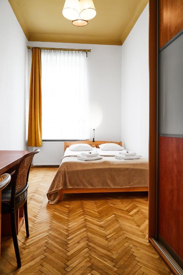 Top Location Apartments Topolowa Street Krasków Eksteriør bilde