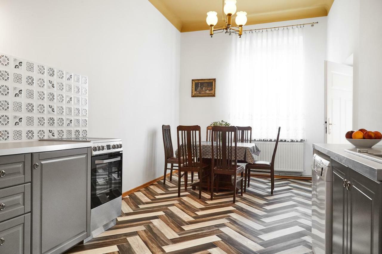 Top Location Apartments Topolowa Street Krasków Eksteriør bilde
