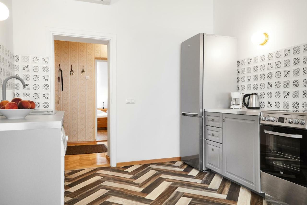Top Location Apartments Topolowa Street Krasków Eksteriør bilde